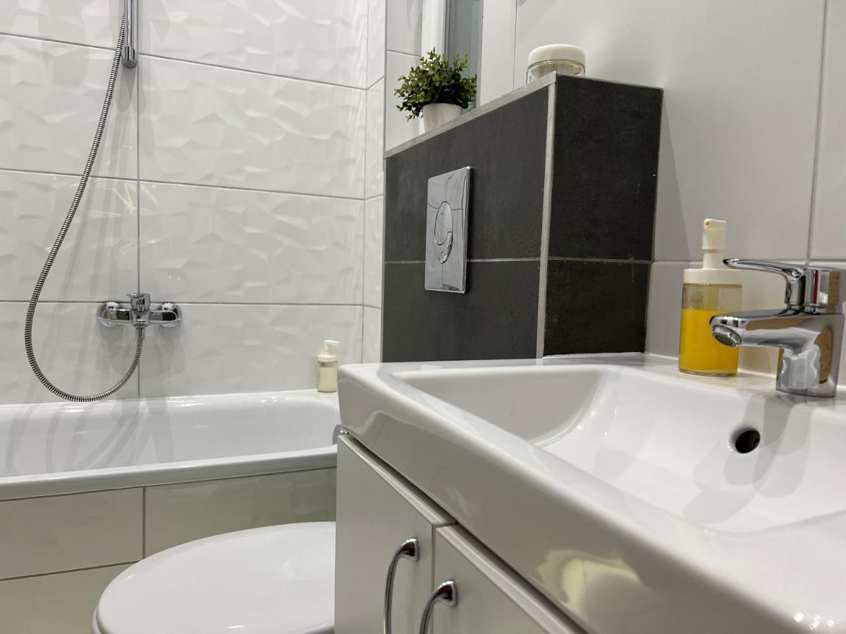 N38 Apartments By Small Home بودابست المظهر الخارجي الصورة